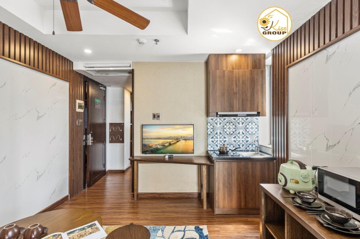 Tokyo Boutique Front Beach Hotel Da Nang Exterior photo