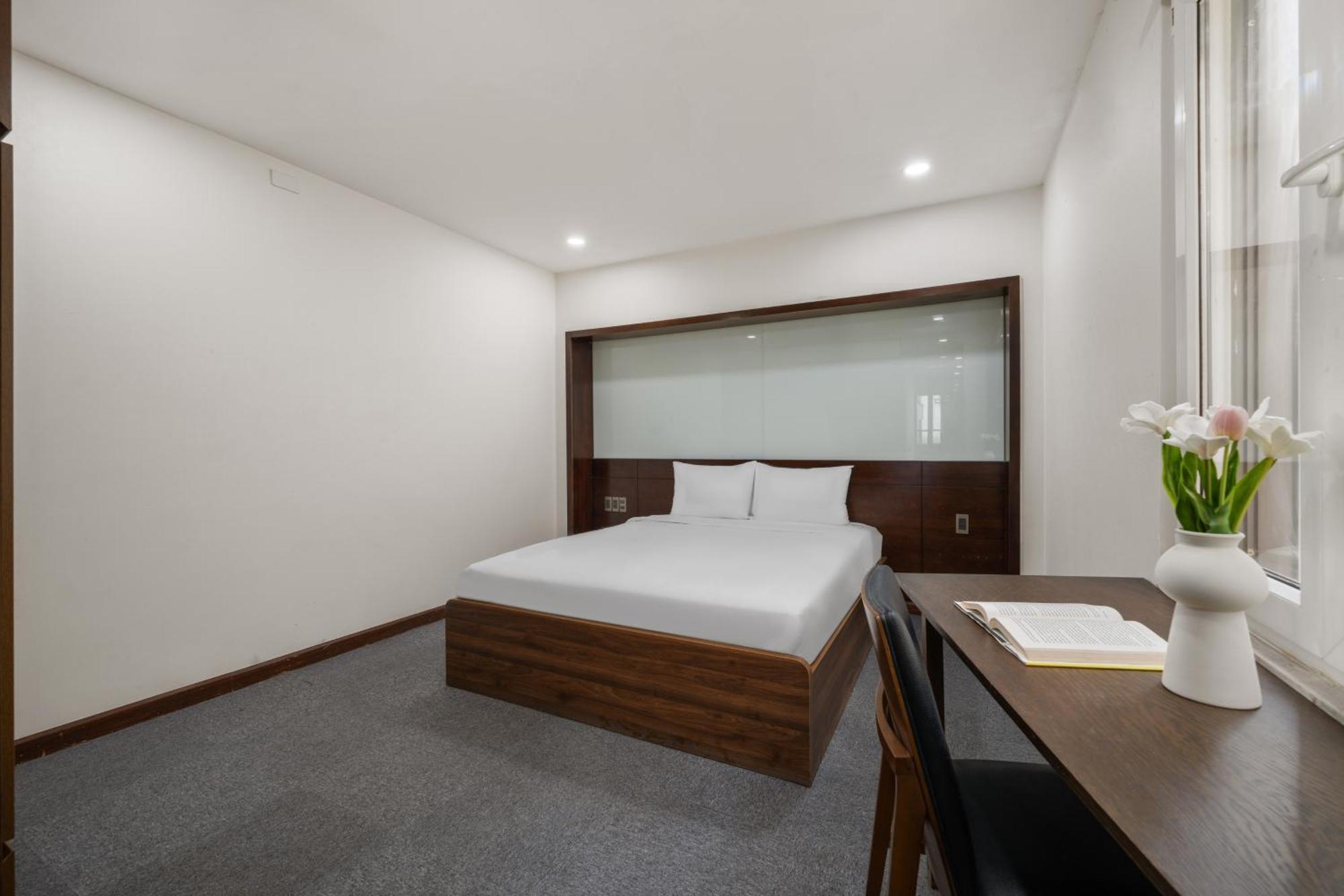 Tokyo Boutique Front Beach Hotel Da Nang Exterior photo
